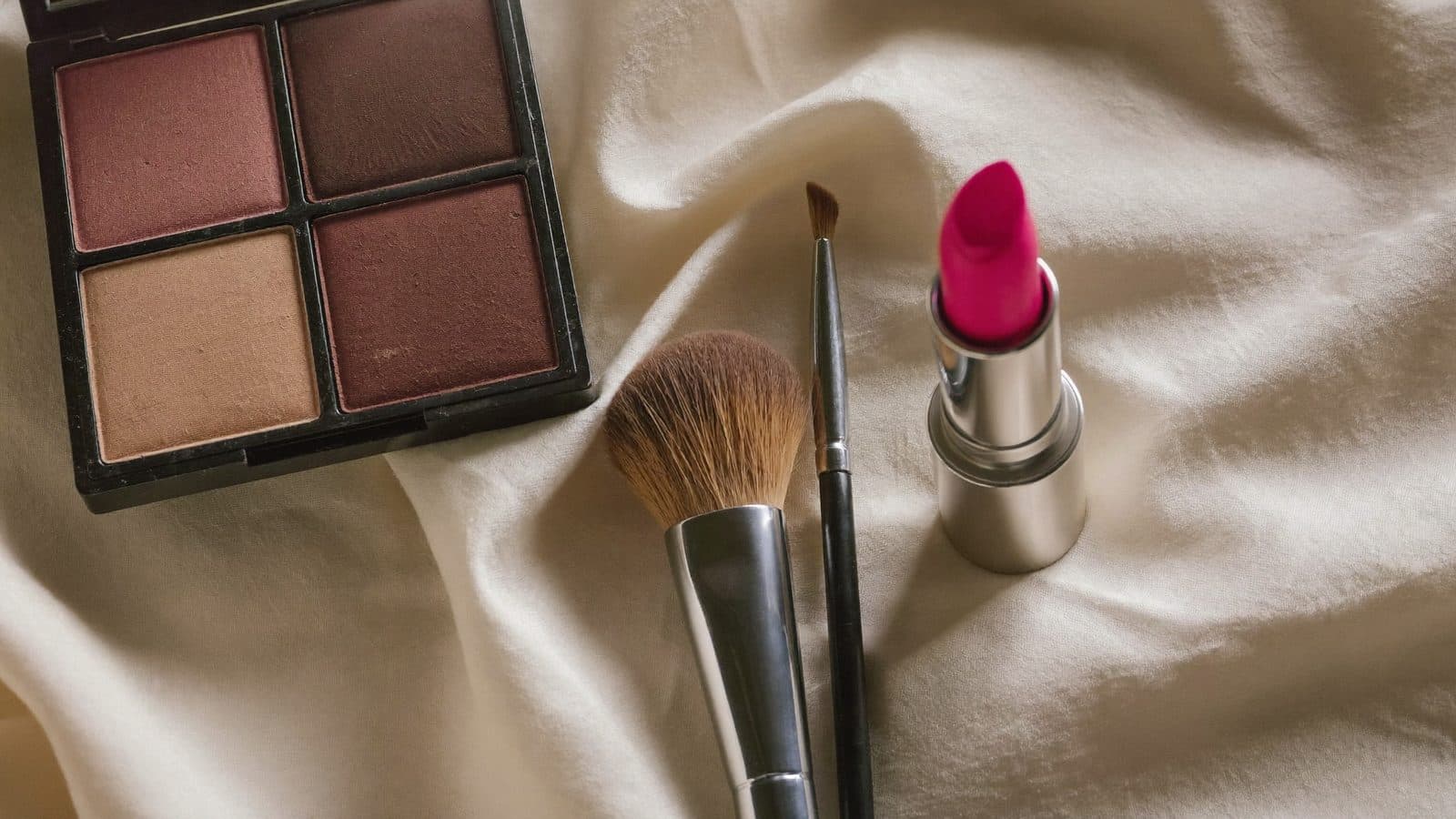 Makeup at Norris