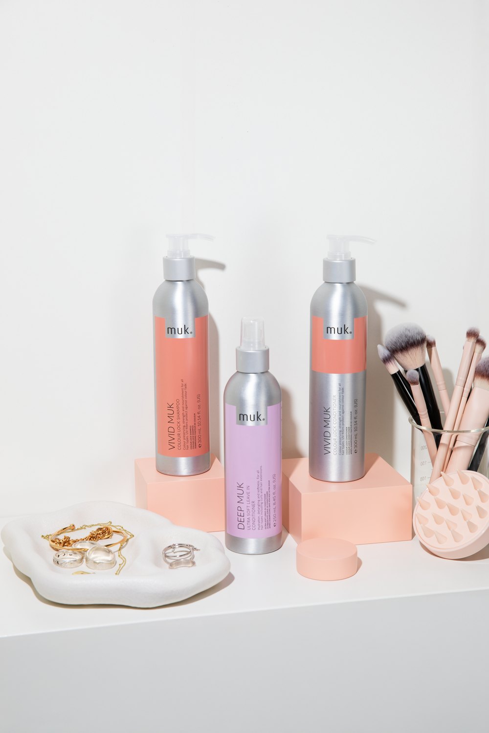 muk — Salon-professional hair care.
